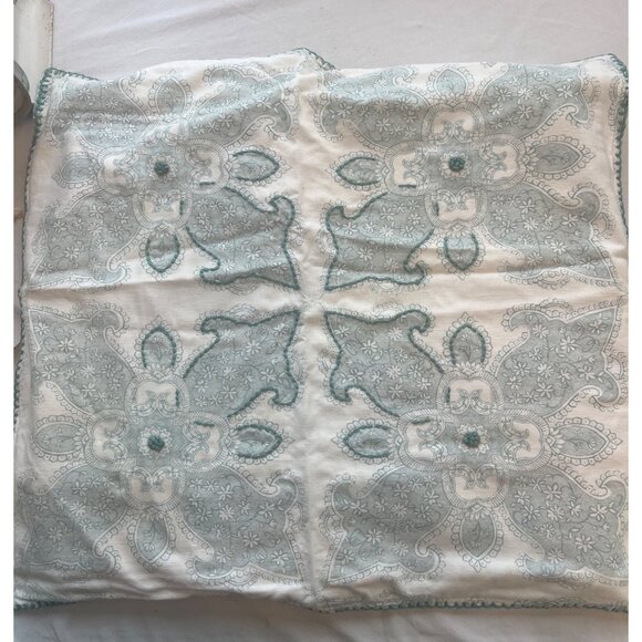 Pottery Barn Aiden Medallion Blue Queen Duvet Cover Set 2 Shams 1 Euro Sham ++ - Picture 3 of 13